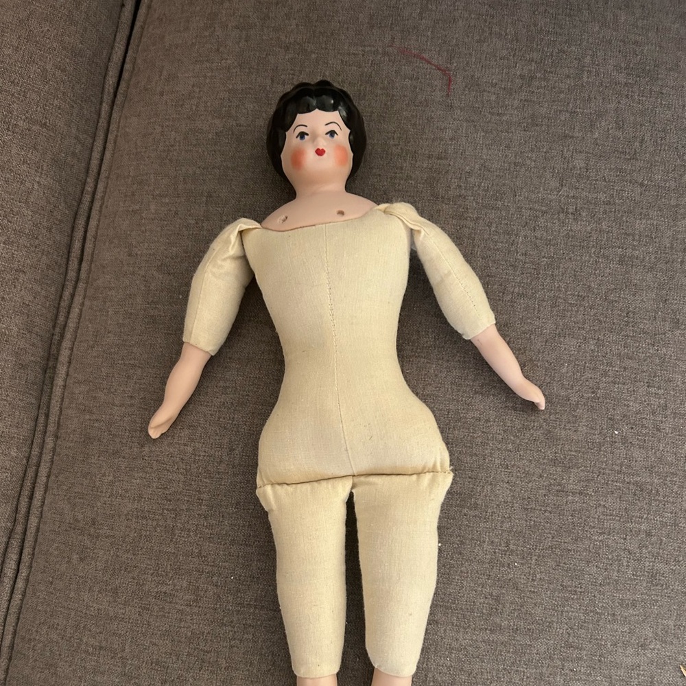 Vtg China head doll